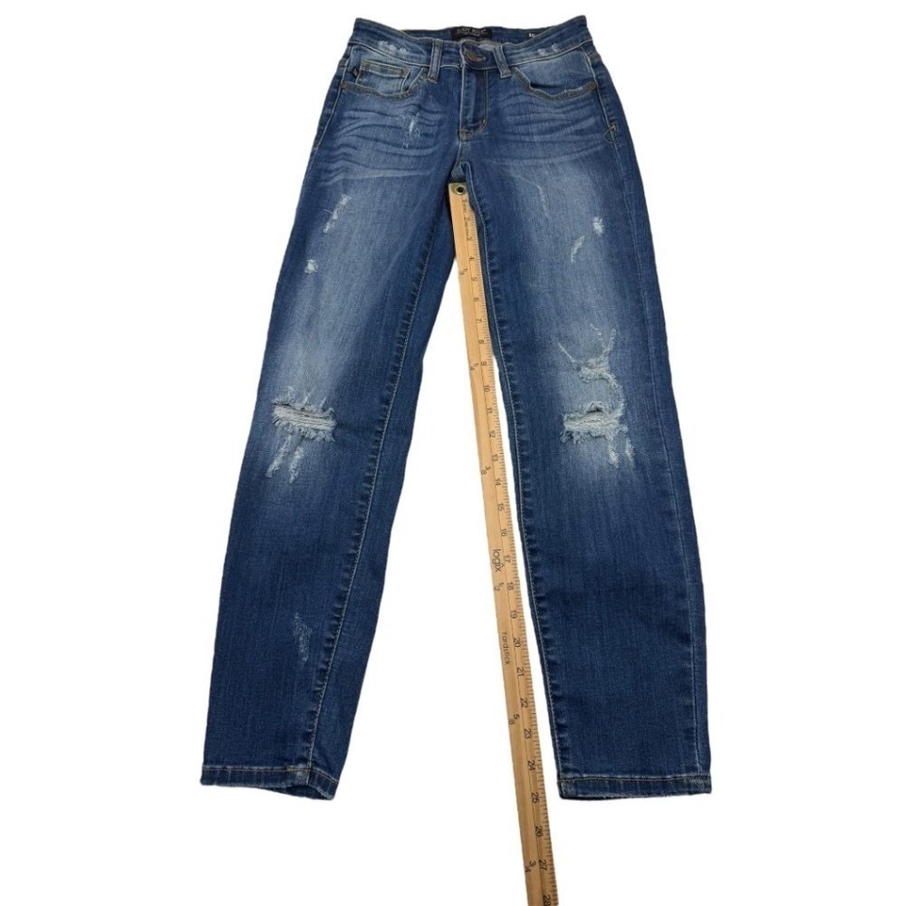Judy Blue Relaxed Fit Distressed Blue Jeans - Picture 8 of 14